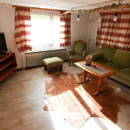 Ferienhaus Zum Klettersteig 펜션 Bürs