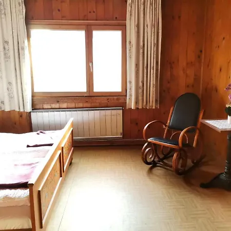 Ferienhaus Zum Klettersteig 펜션 Bürs